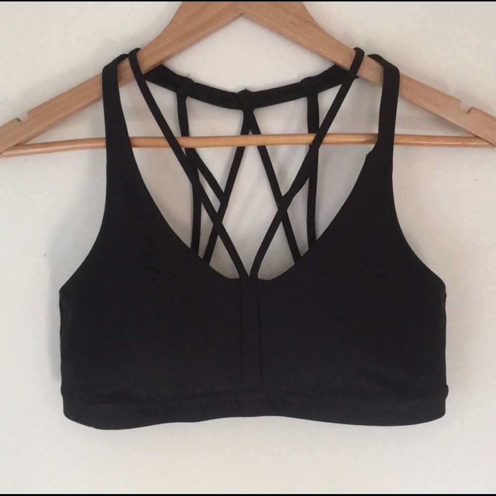Under Armour Strappy Sports Bra Size Medium